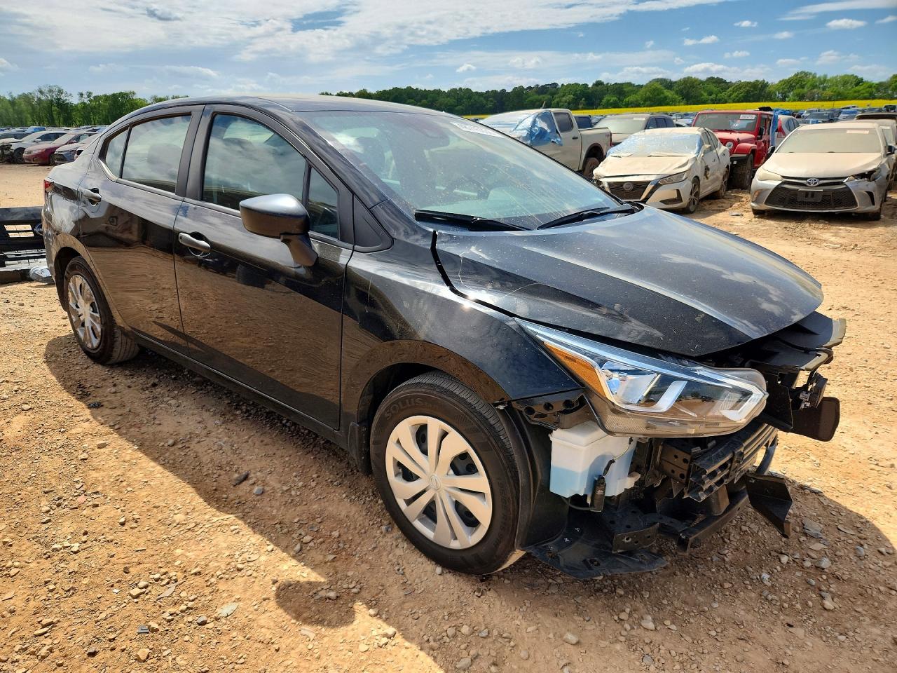 Nissan Versa S