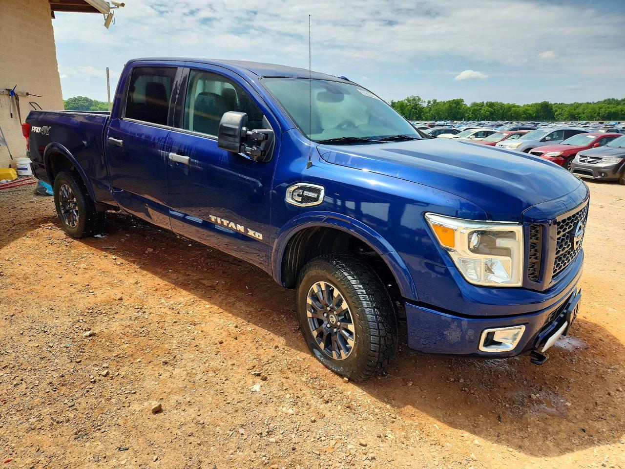 Nissan Titan Pro-4x