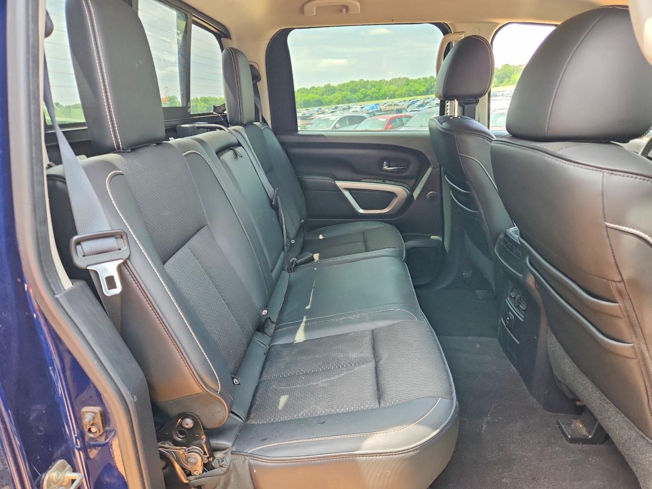 Nissan Titan Pro-4x
