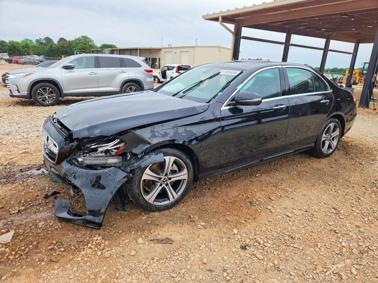 Salvage Mercedes-Benz E-Class Image