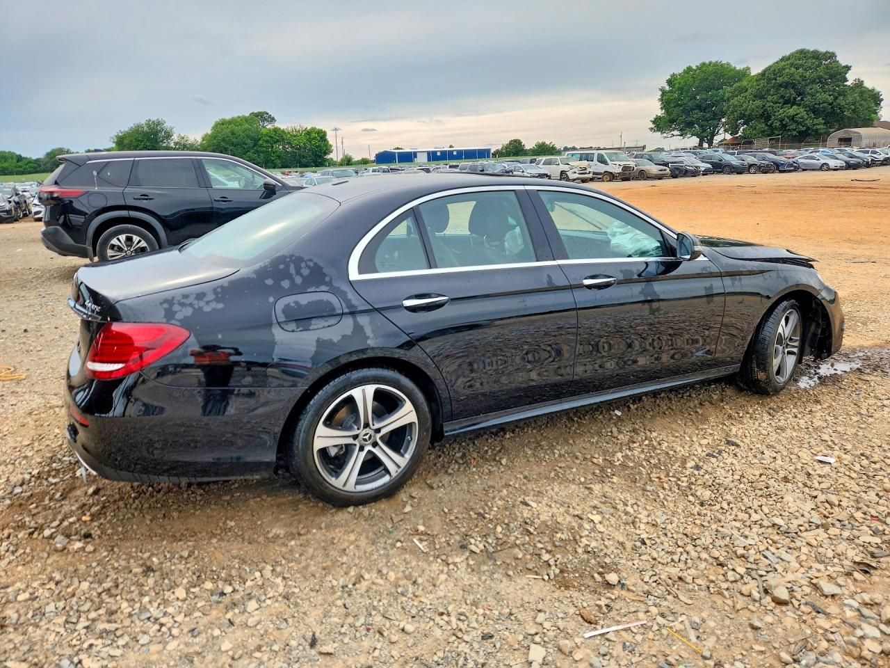 Mercedes-Benz E-Class 300 4matic