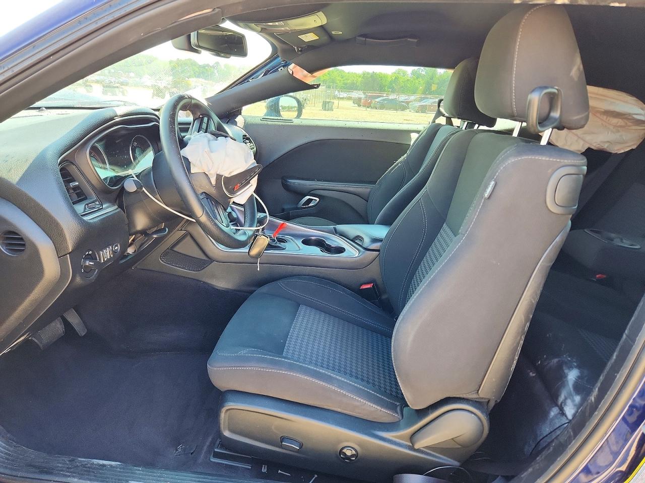 Dodge Challenger Sxt