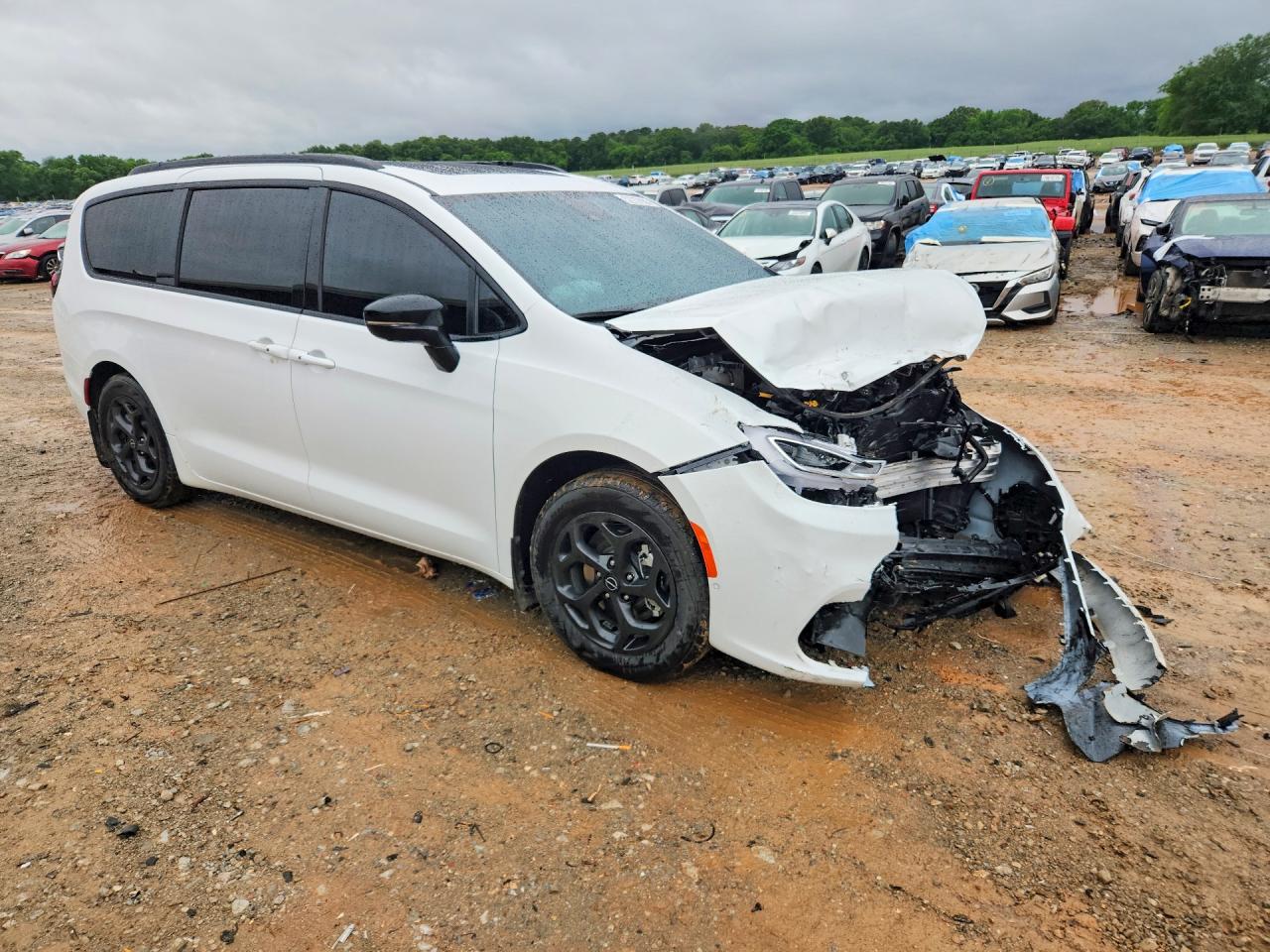 Chrysler Pacifica Hybrid Select