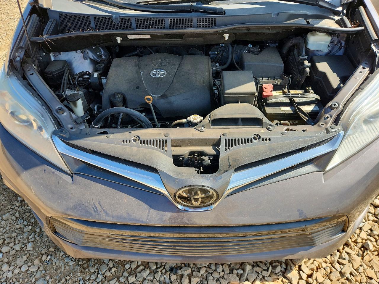 Toyota Sienna Xle 8-passenger
