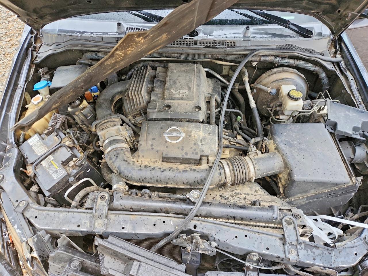 Nissan Pathfinder S