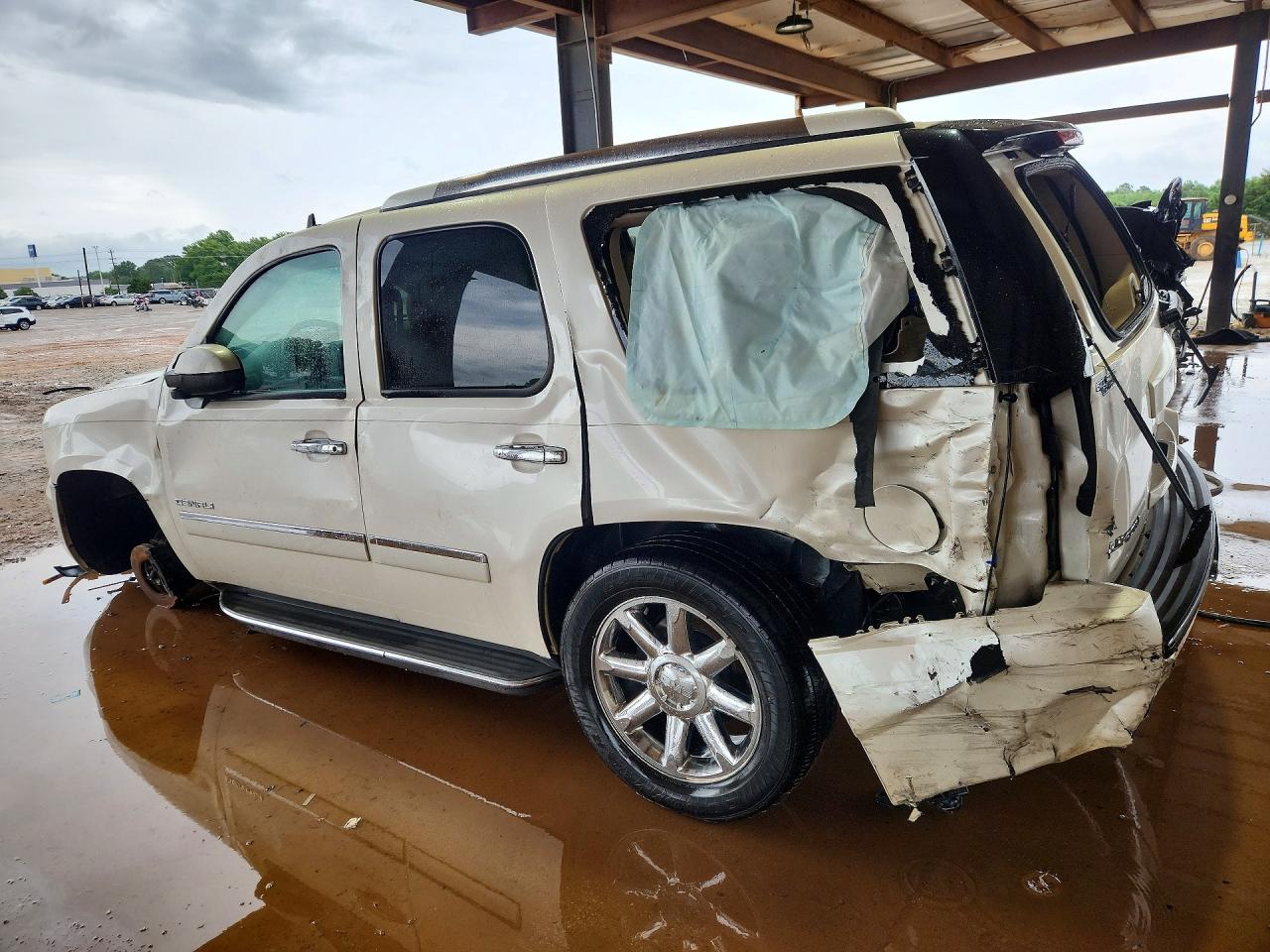 GMC Yukon Denali