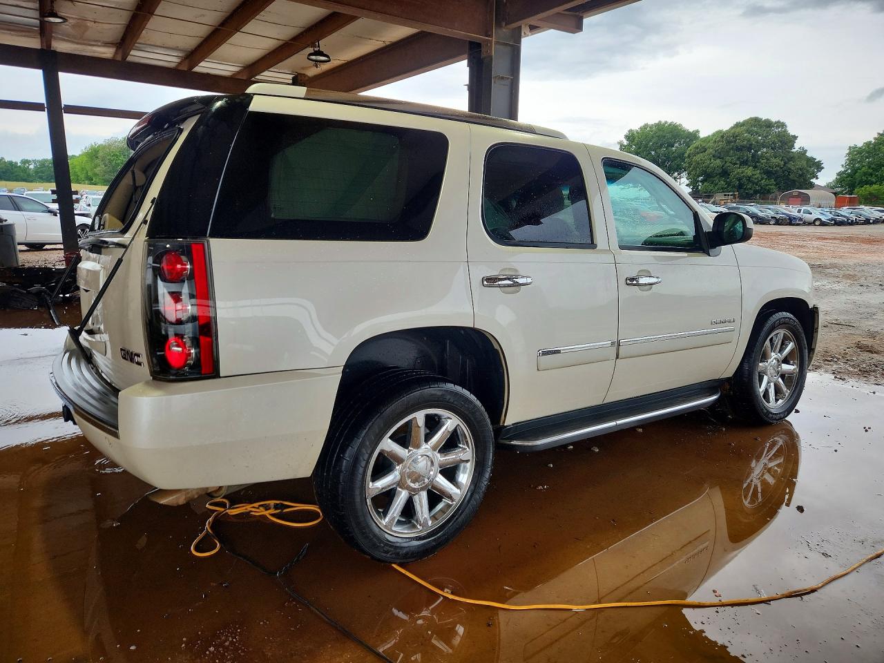 GMC Yukon Denali