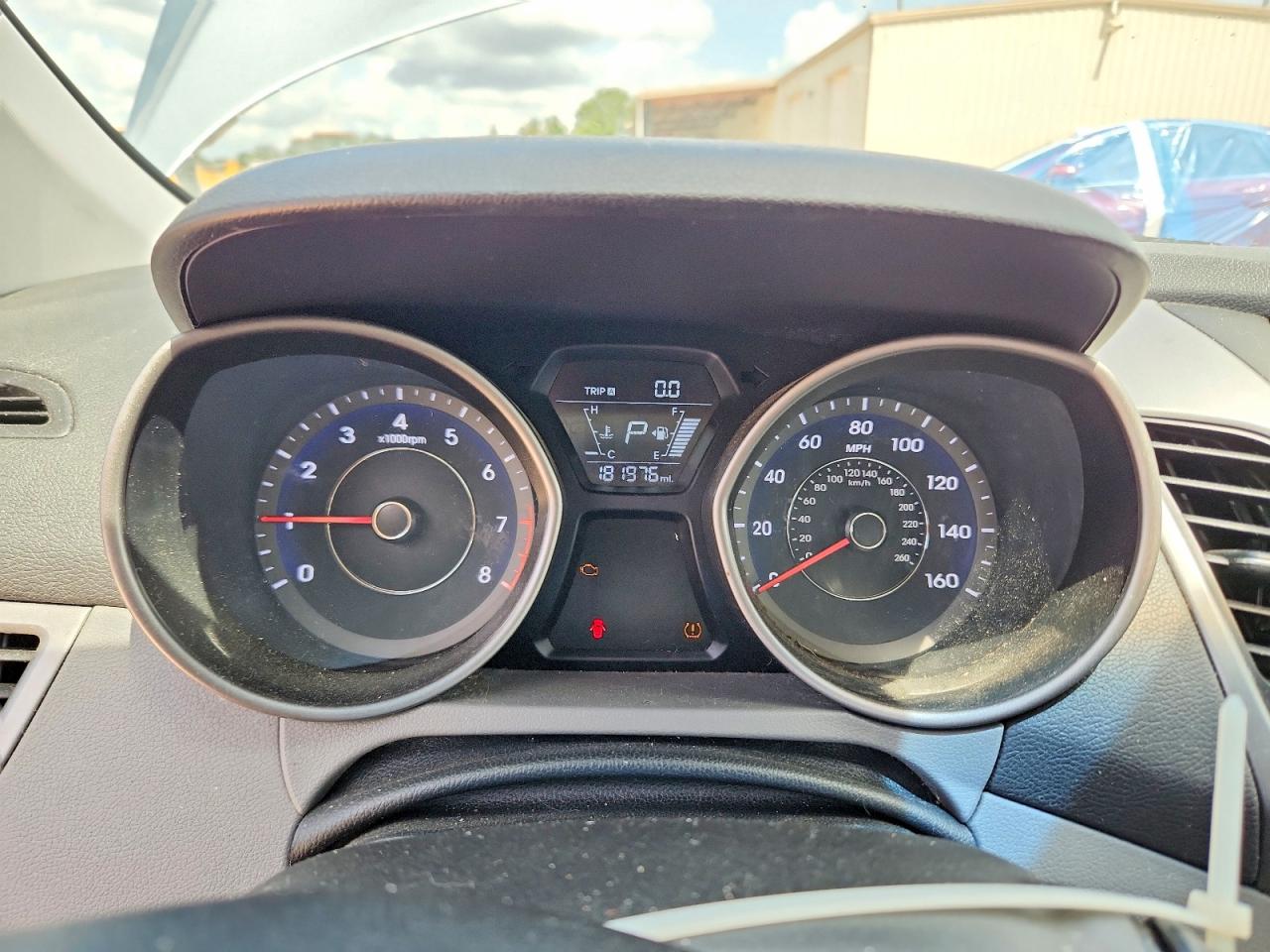 Hyundai ELANTRA Se