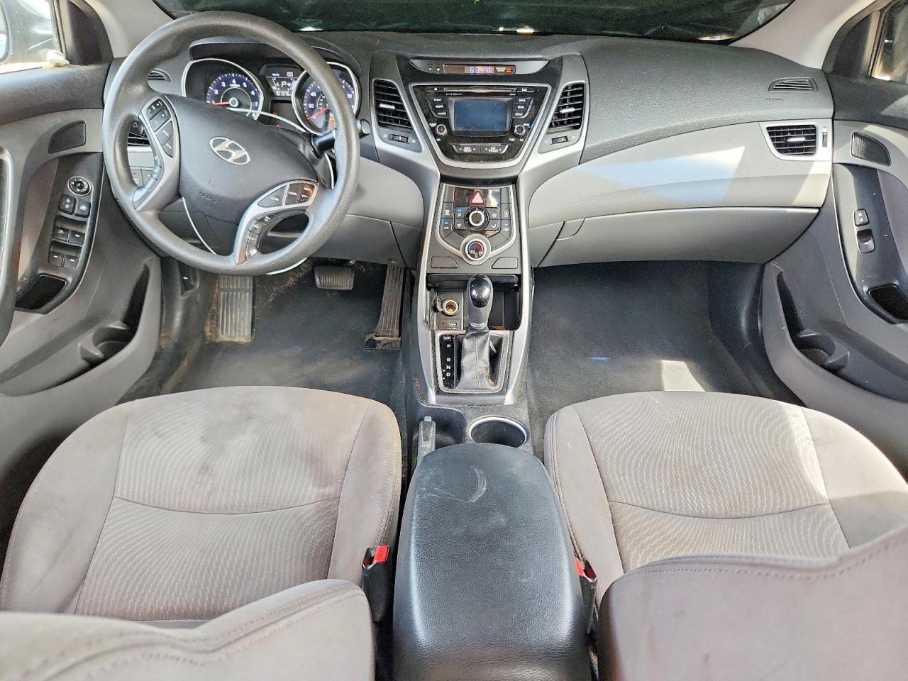 Hyundai ELANTRA Se