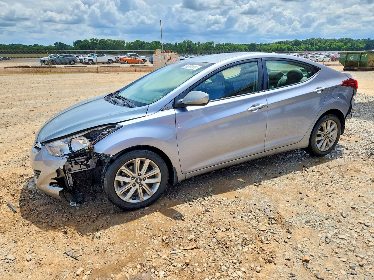 Salvage Hyundai ELANTRA Image