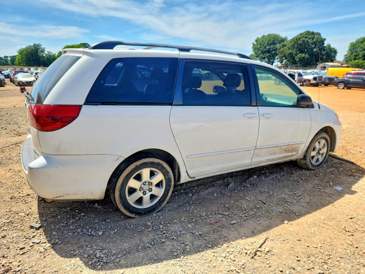 Toyota Sienna Le 7 Passenger