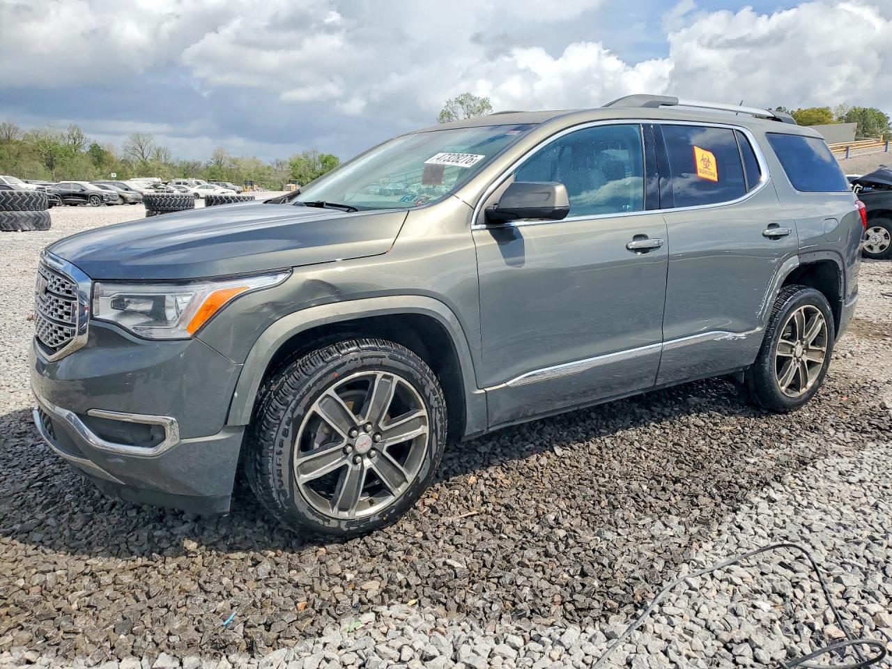 Salvage GMC Acadia Image