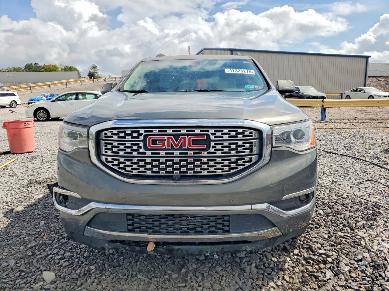 GMC Acadia Denali