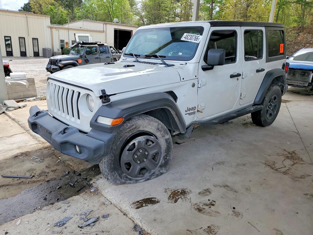 Salvage Jeep Wrangler Image