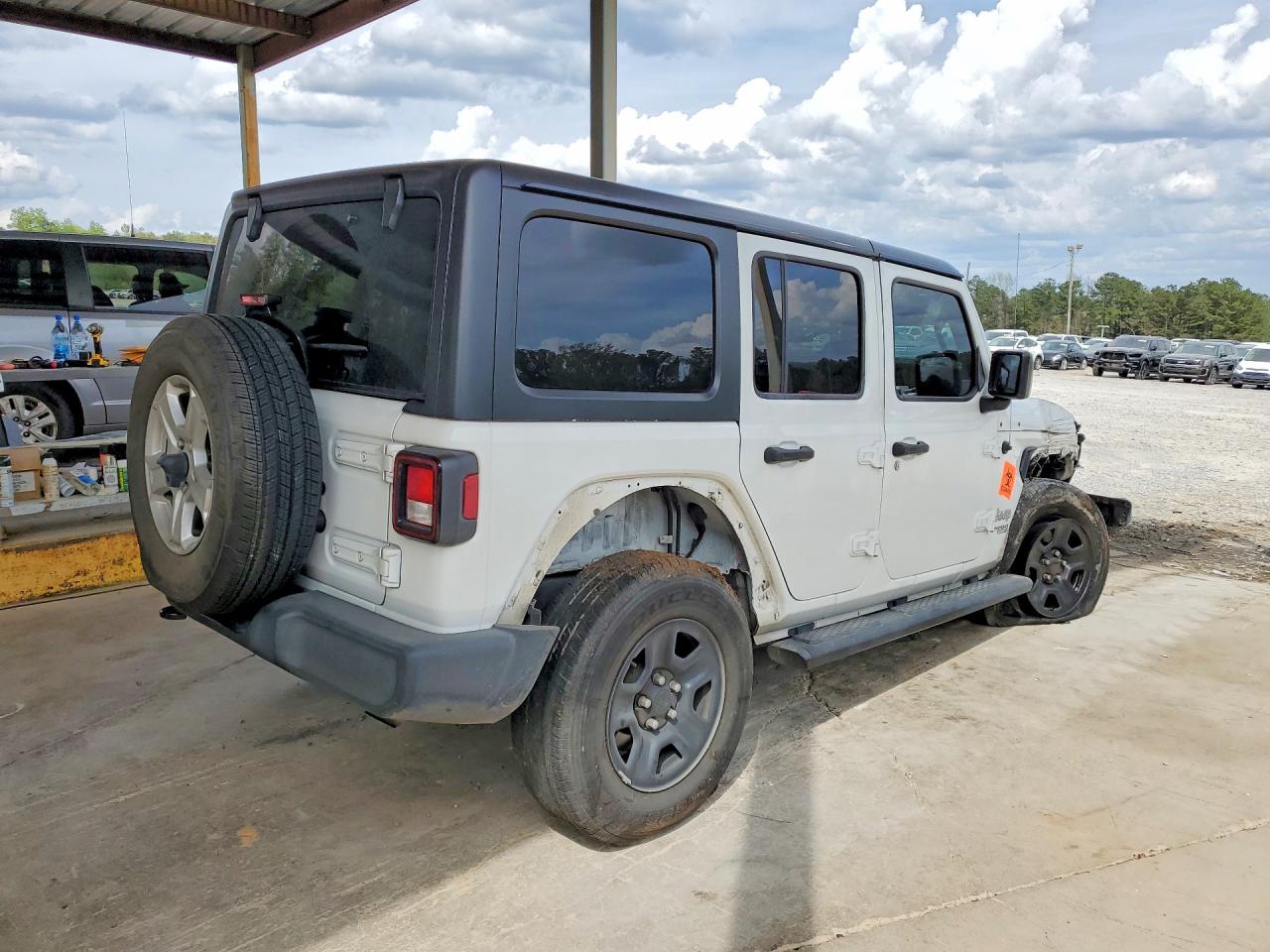 Jeep Wrangler Sport