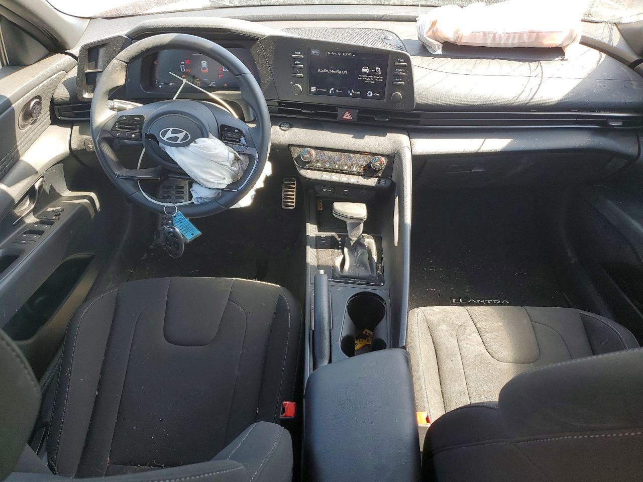 Hyundai ELANTRA Sel Sport