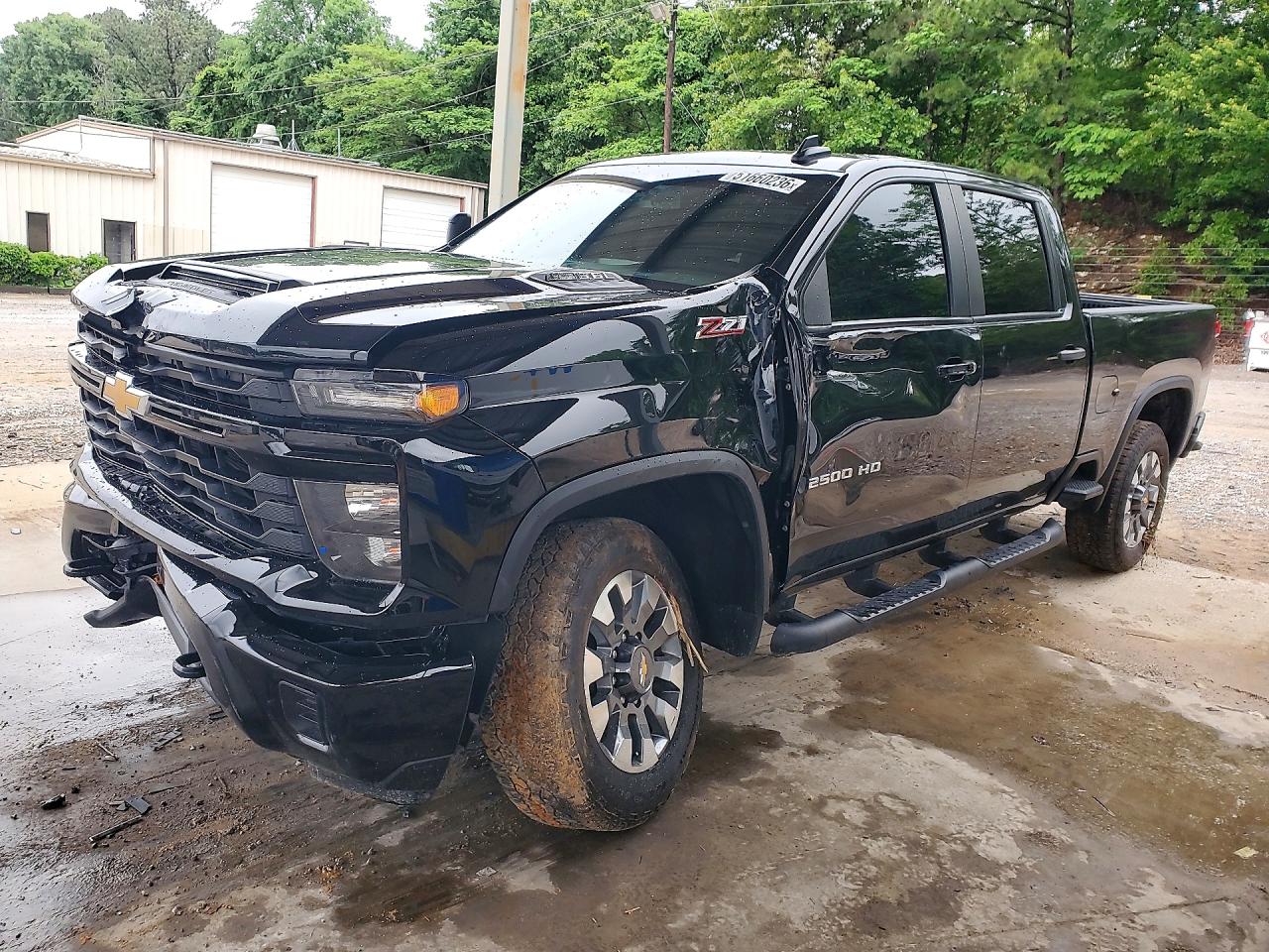 Salvage Chevrolet Silverado Image