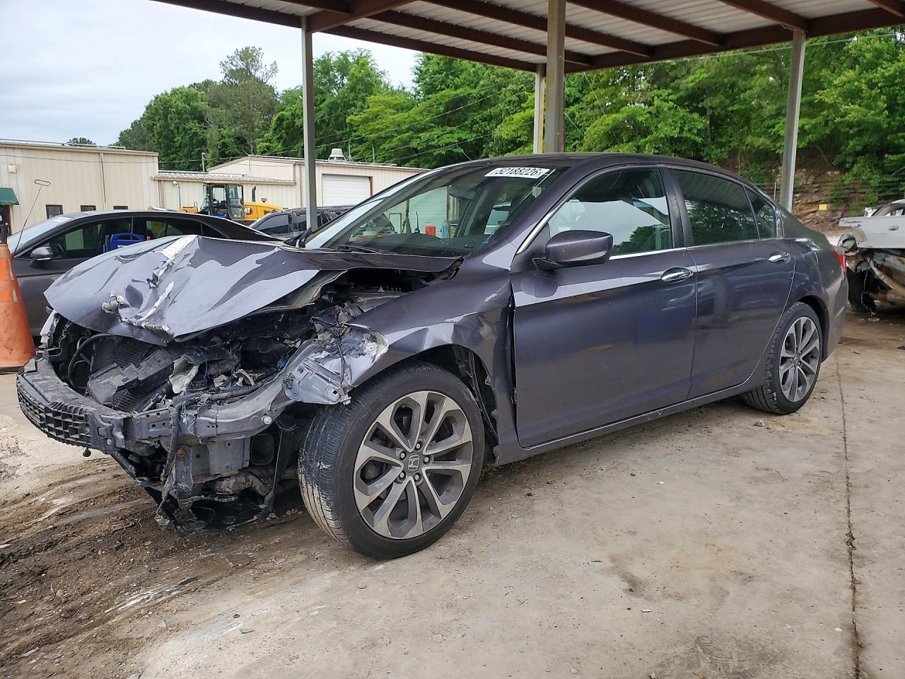 Salvage Honda Accord Image