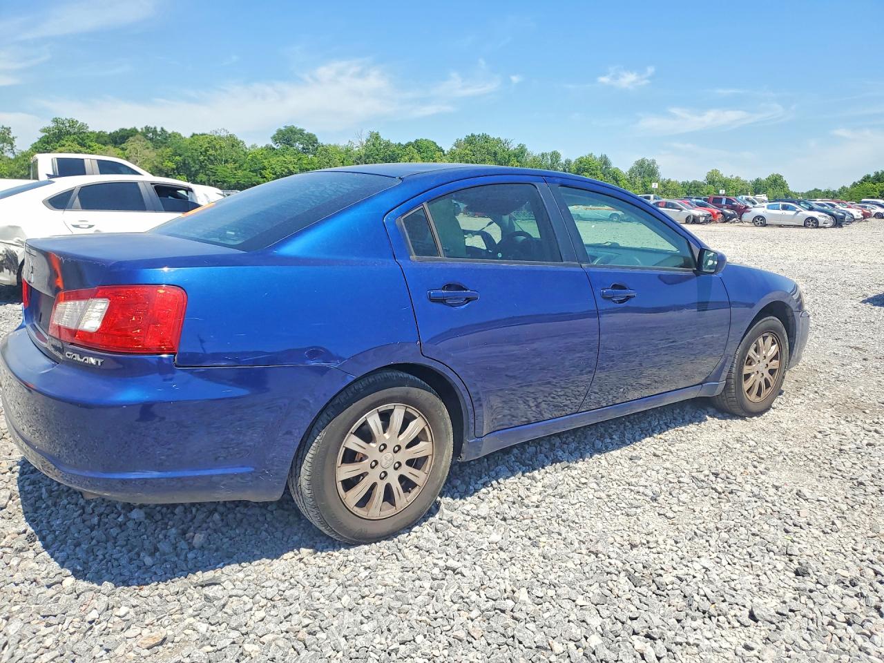 Mitsubishi Galant