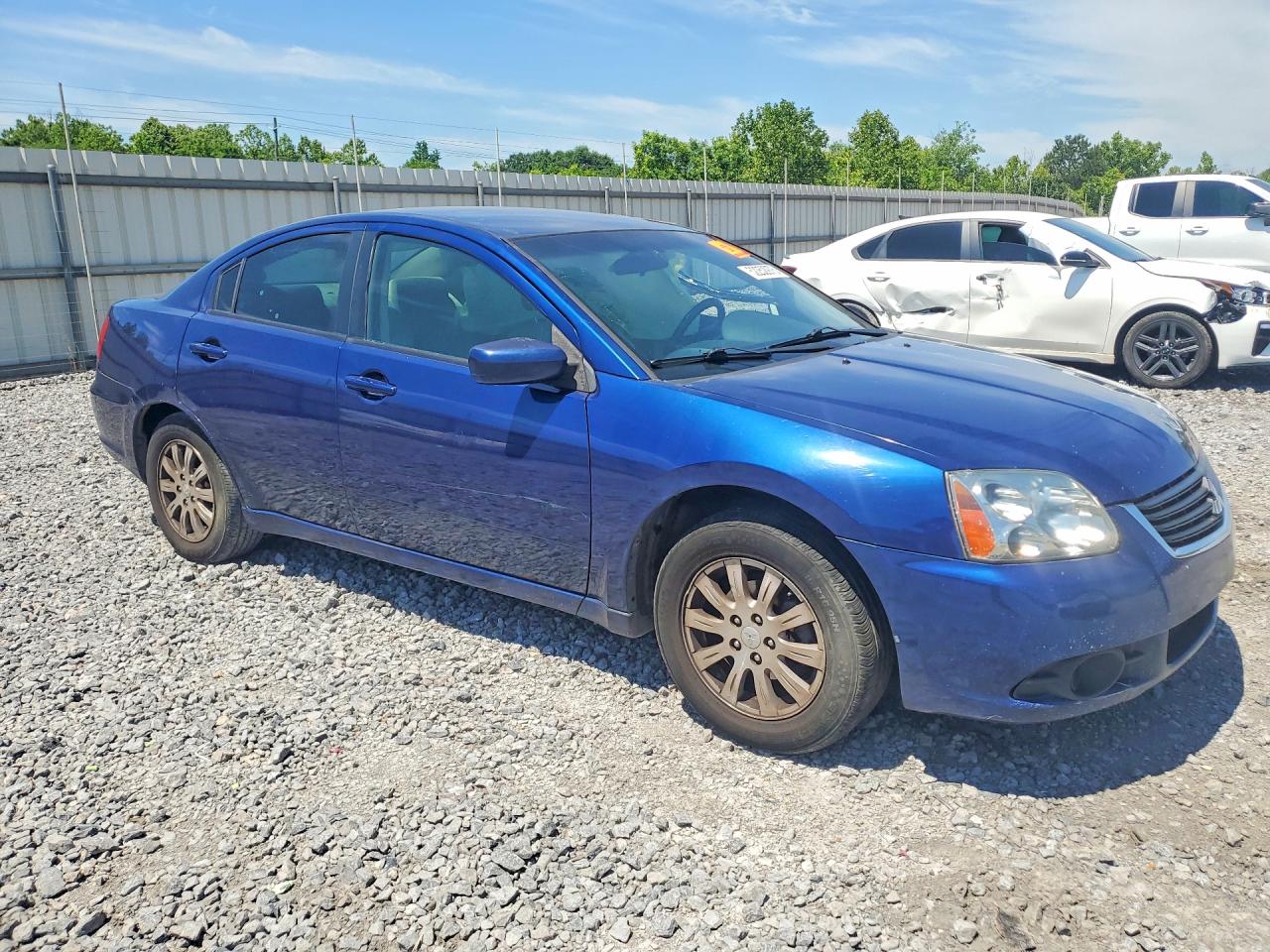 Mitsubishi Galant