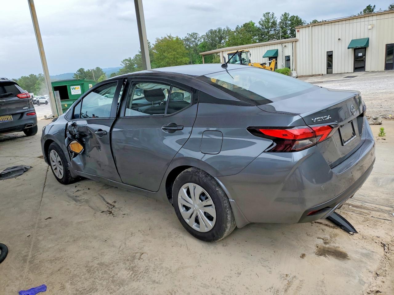 Nissan Versa S