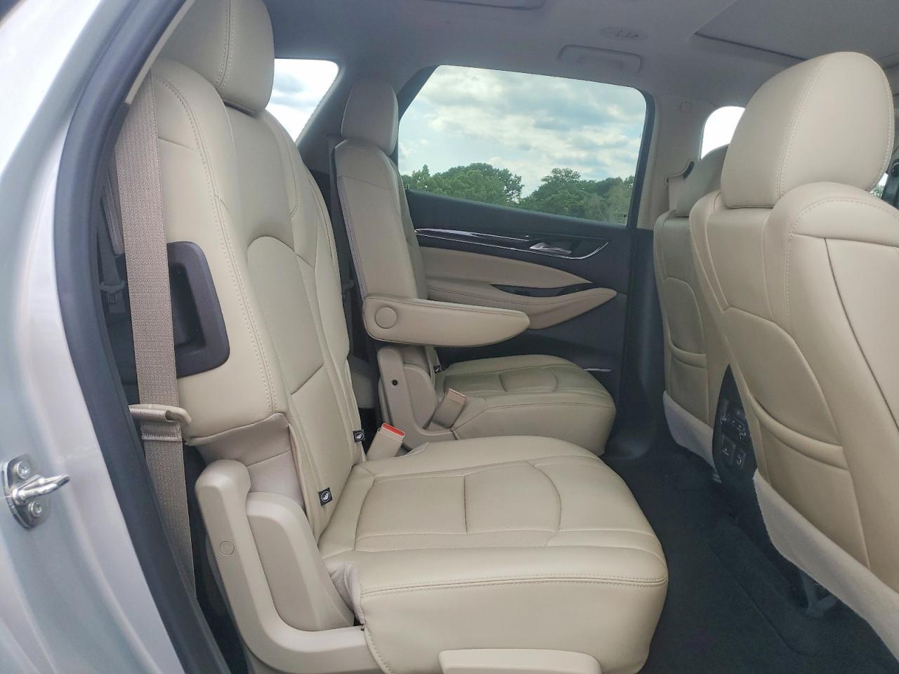 Buick Enclave Essence