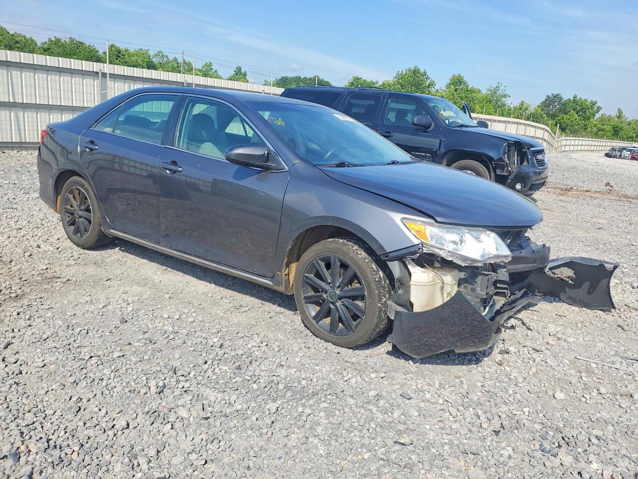 Toyota Camry Xle V6