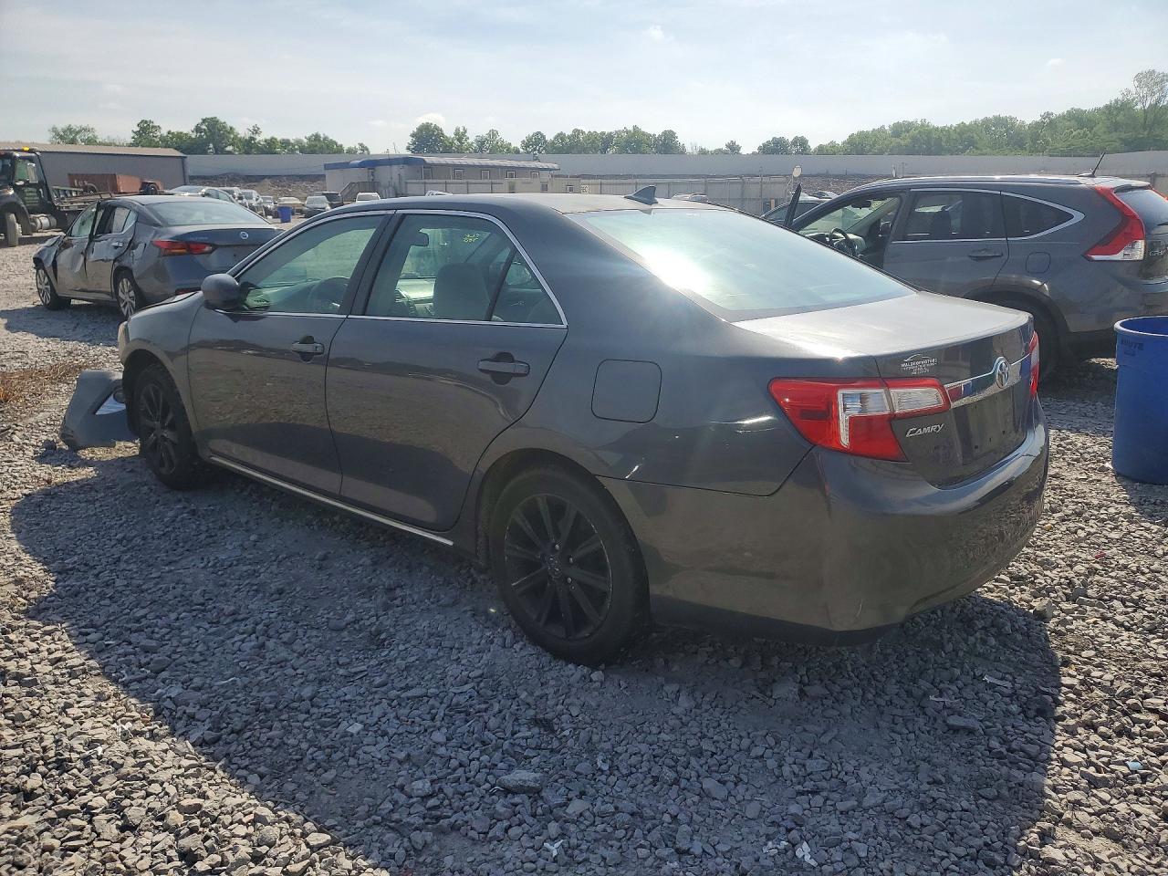 Toyota Camry Xle V6