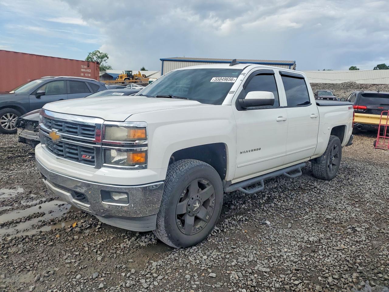 Salvage Chevrolet Silverado Image