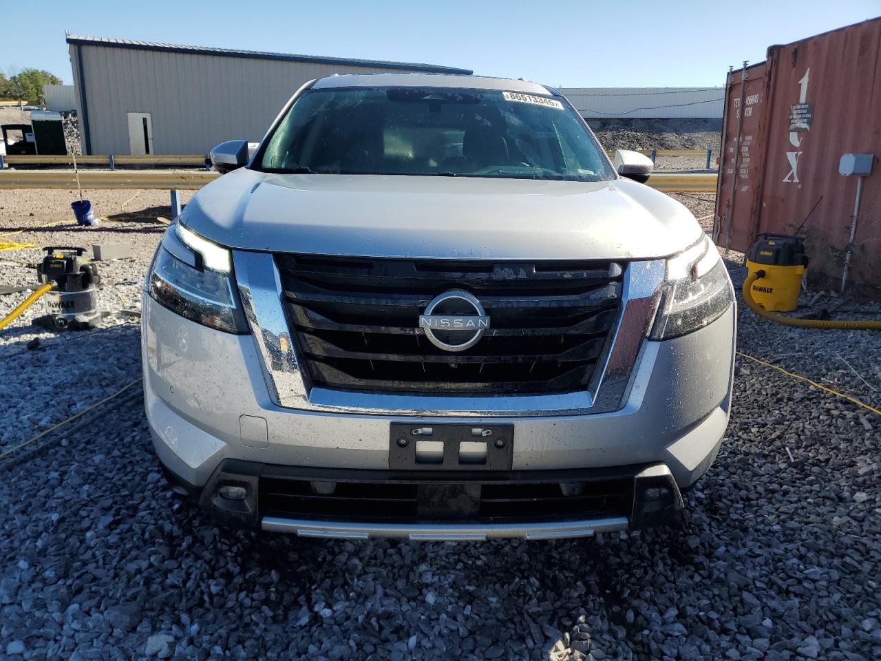 Nissan Pathfinder Platinum