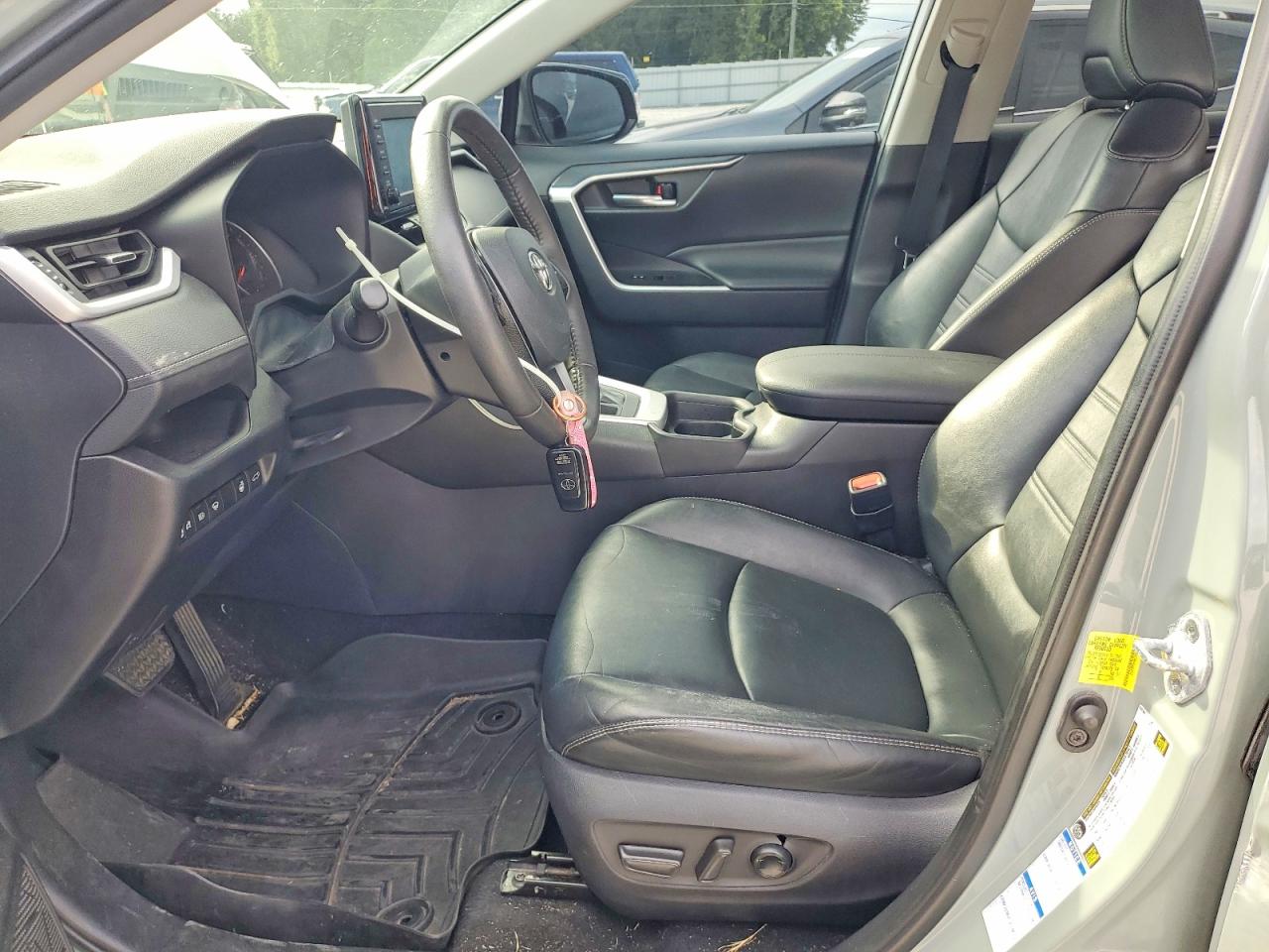 Toyota RAV4 Xle Premium