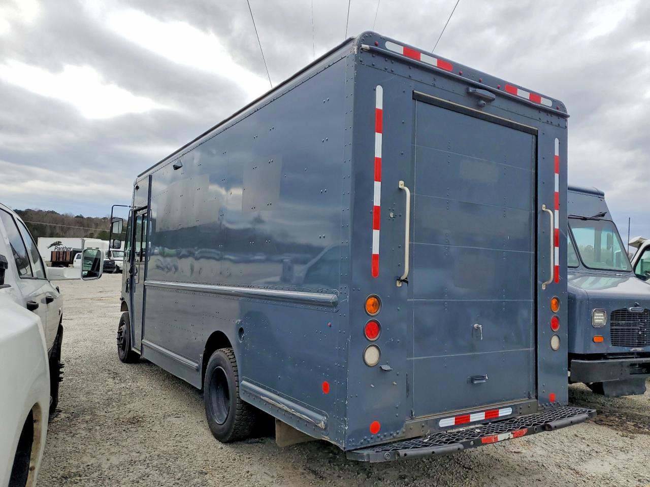 Freightliner Mt45 M Li M Line Walk-in Van