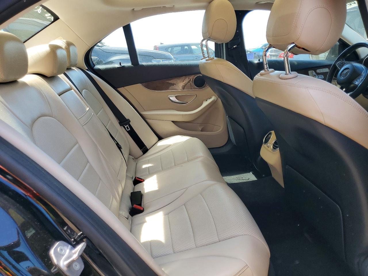Mercedes-Benz C-Class 230k Sport Sedan