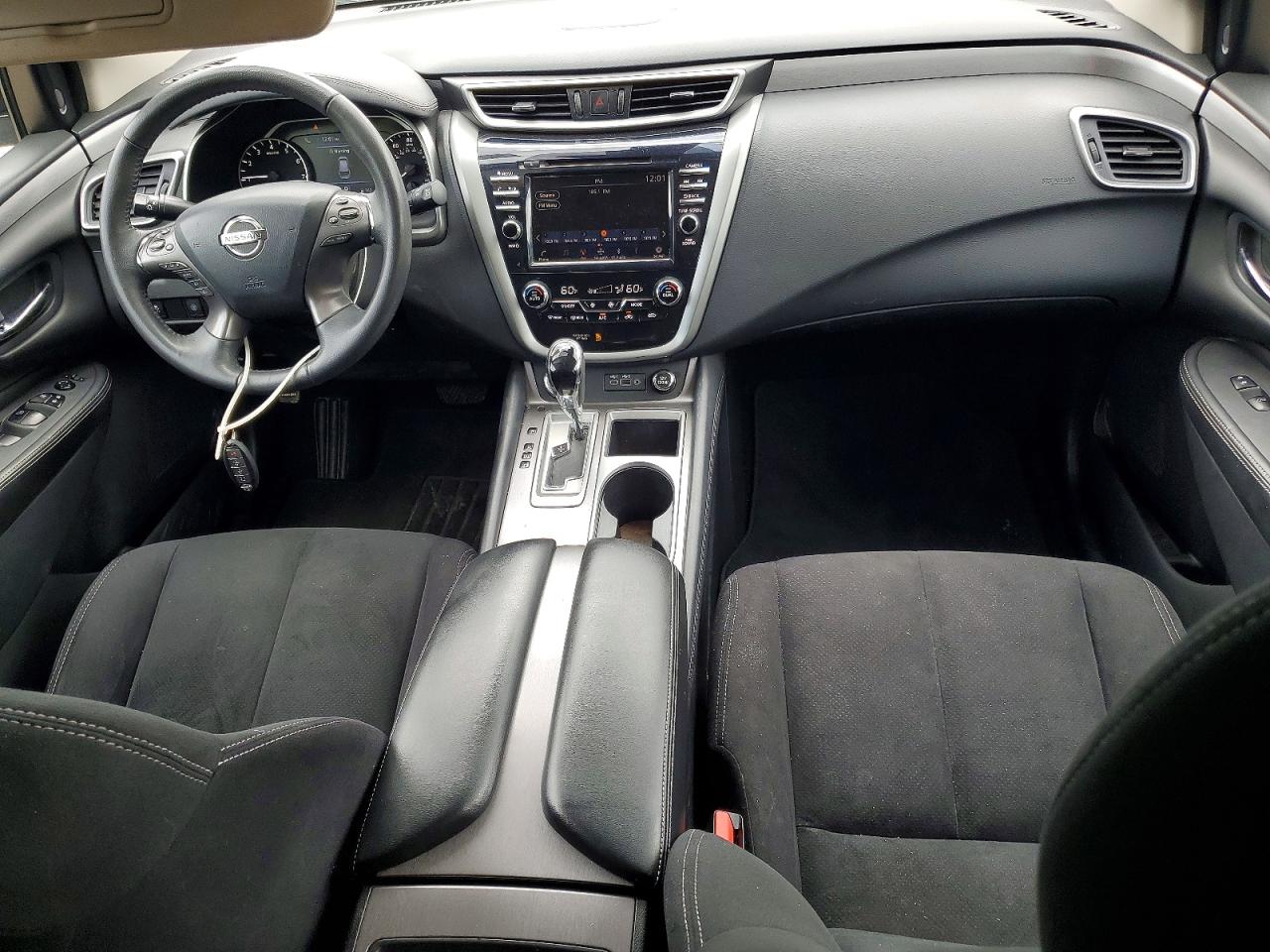 Nissan Murano Sv
