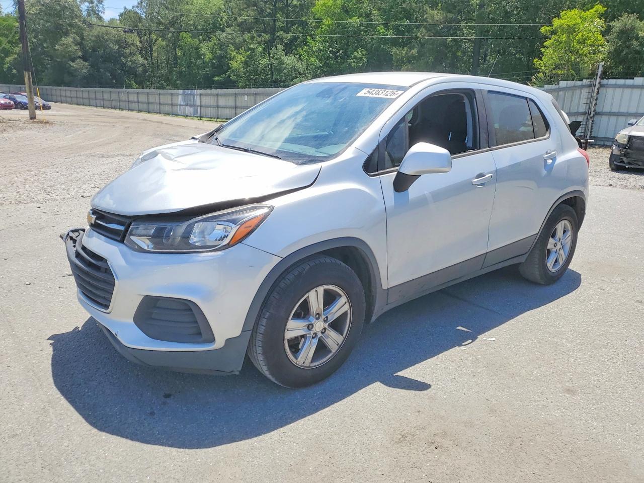 Salvage Chevrolet Trax Image