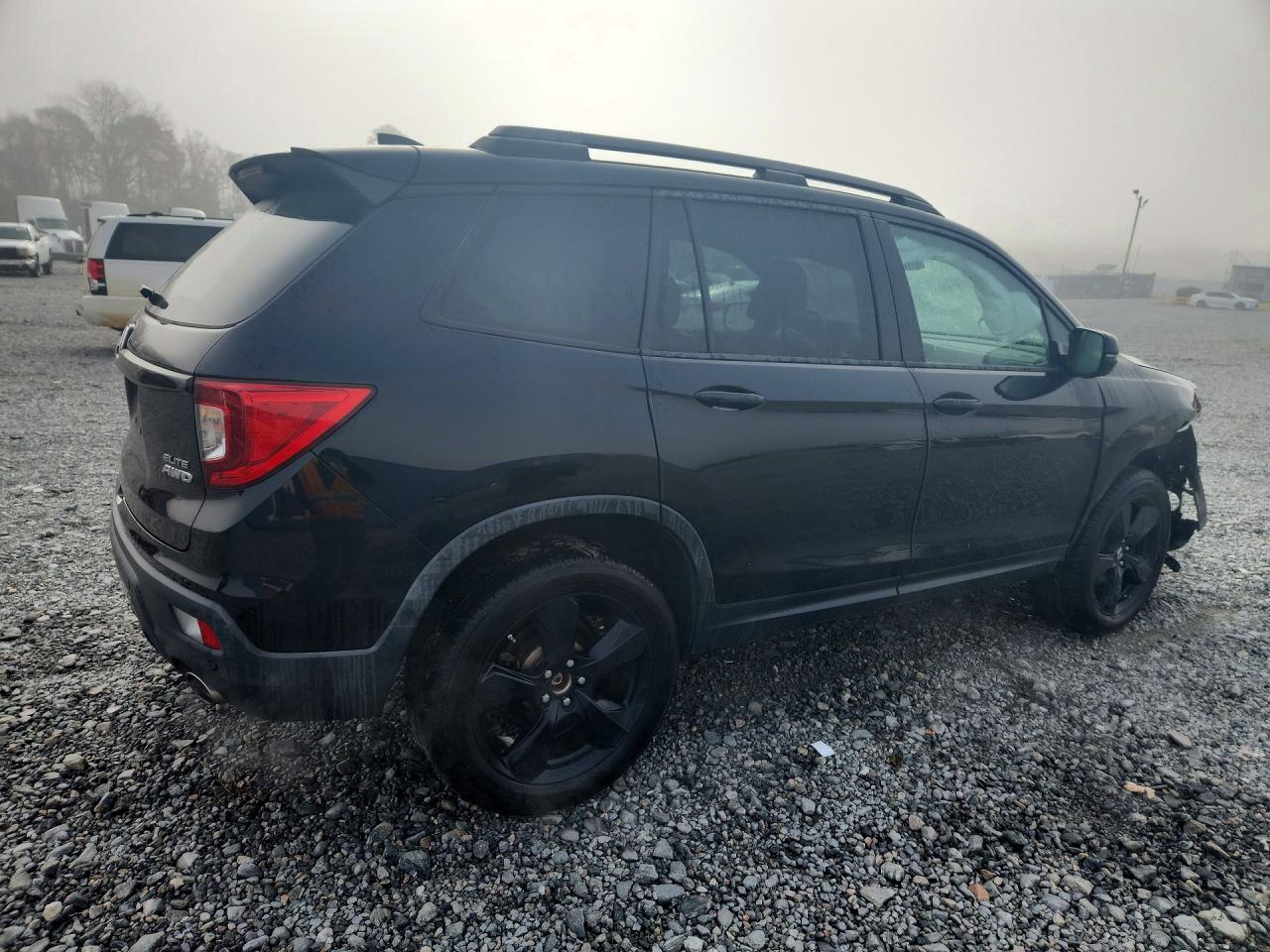 Honda Passport Elite