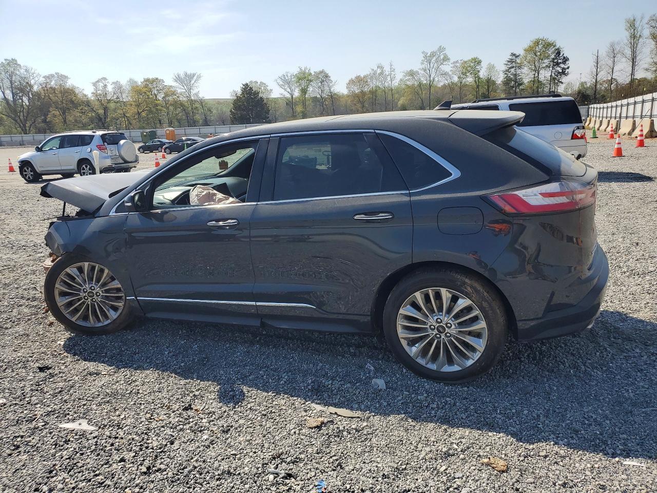 Ford Edge Titanium