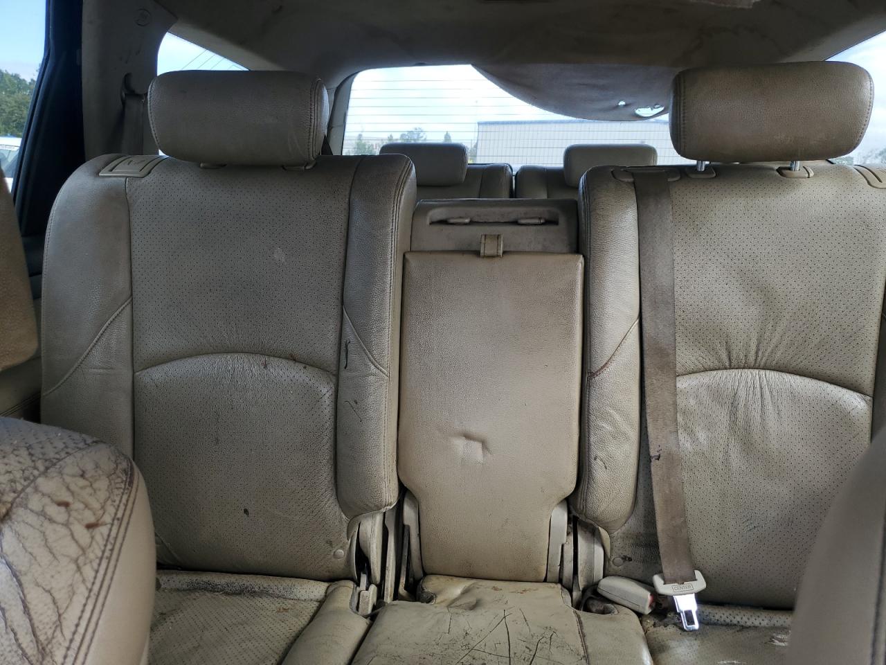 Kia Borrego Lx