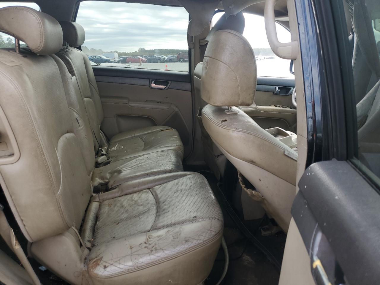 Kia Borrego Lx