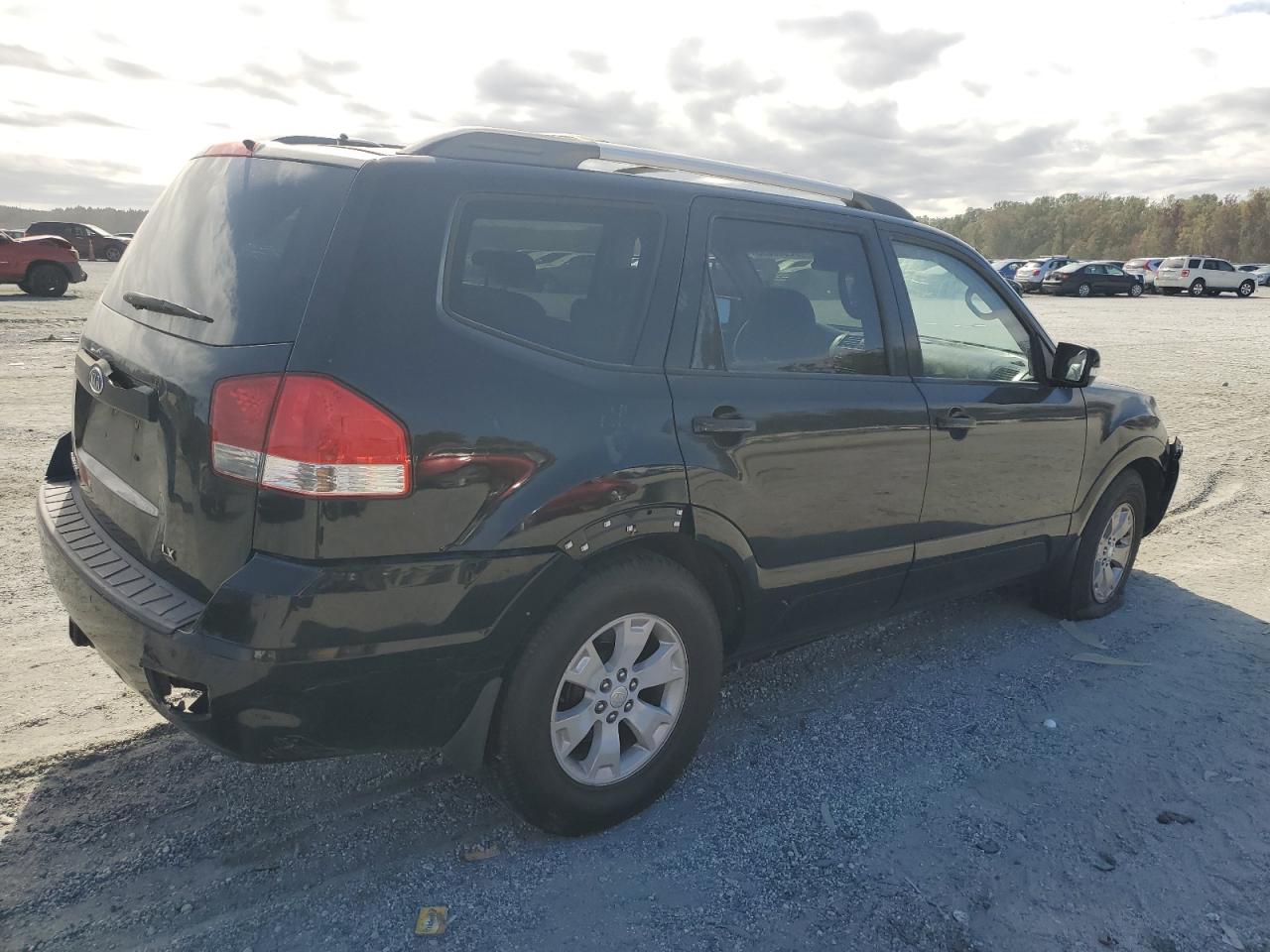 Kia Borrego Lx
