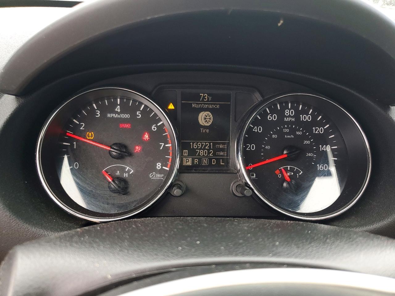 Nissan Rogue S