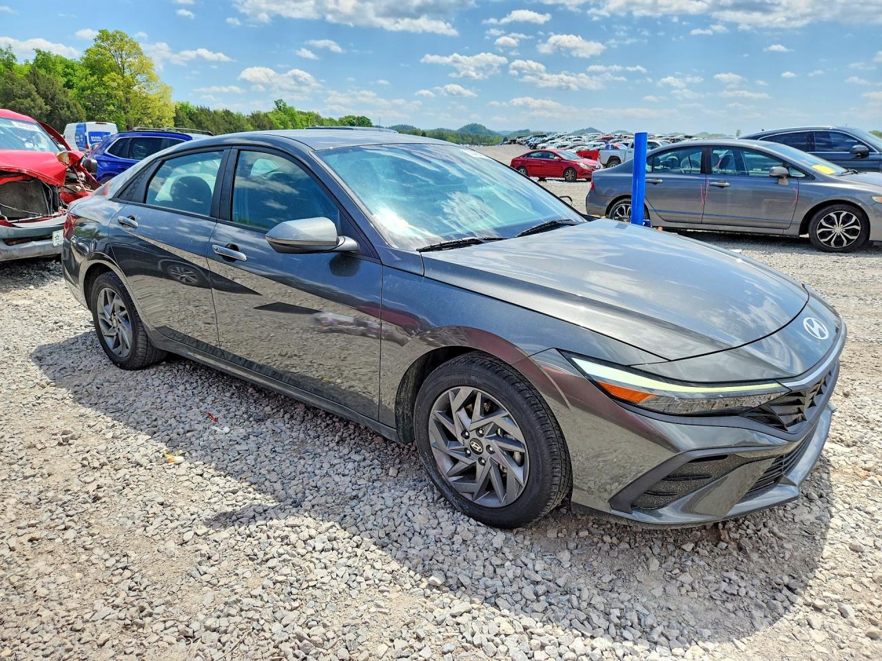 Hyundai ELANTRA Sel