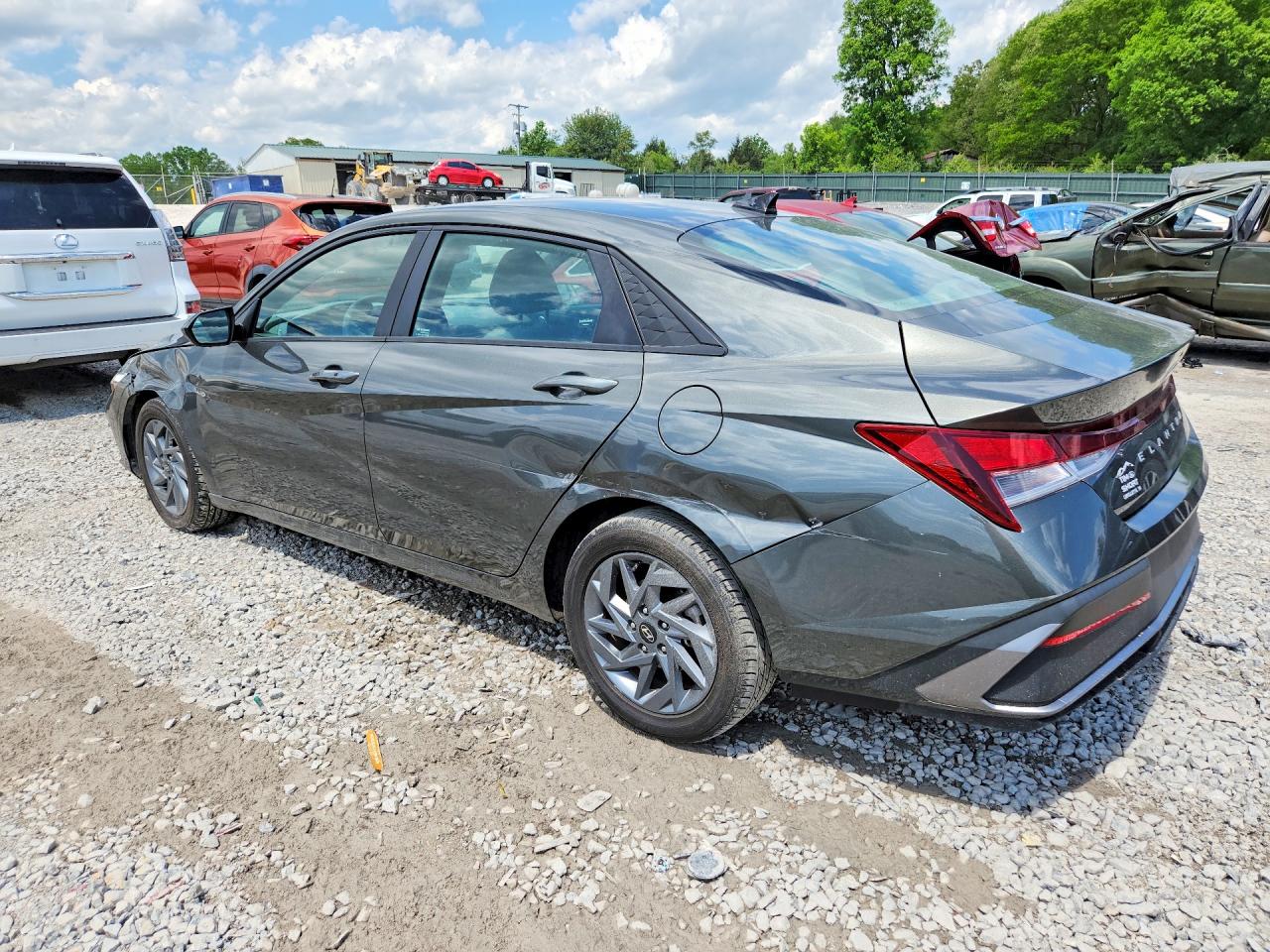 Hyundai ELANTRA Sel