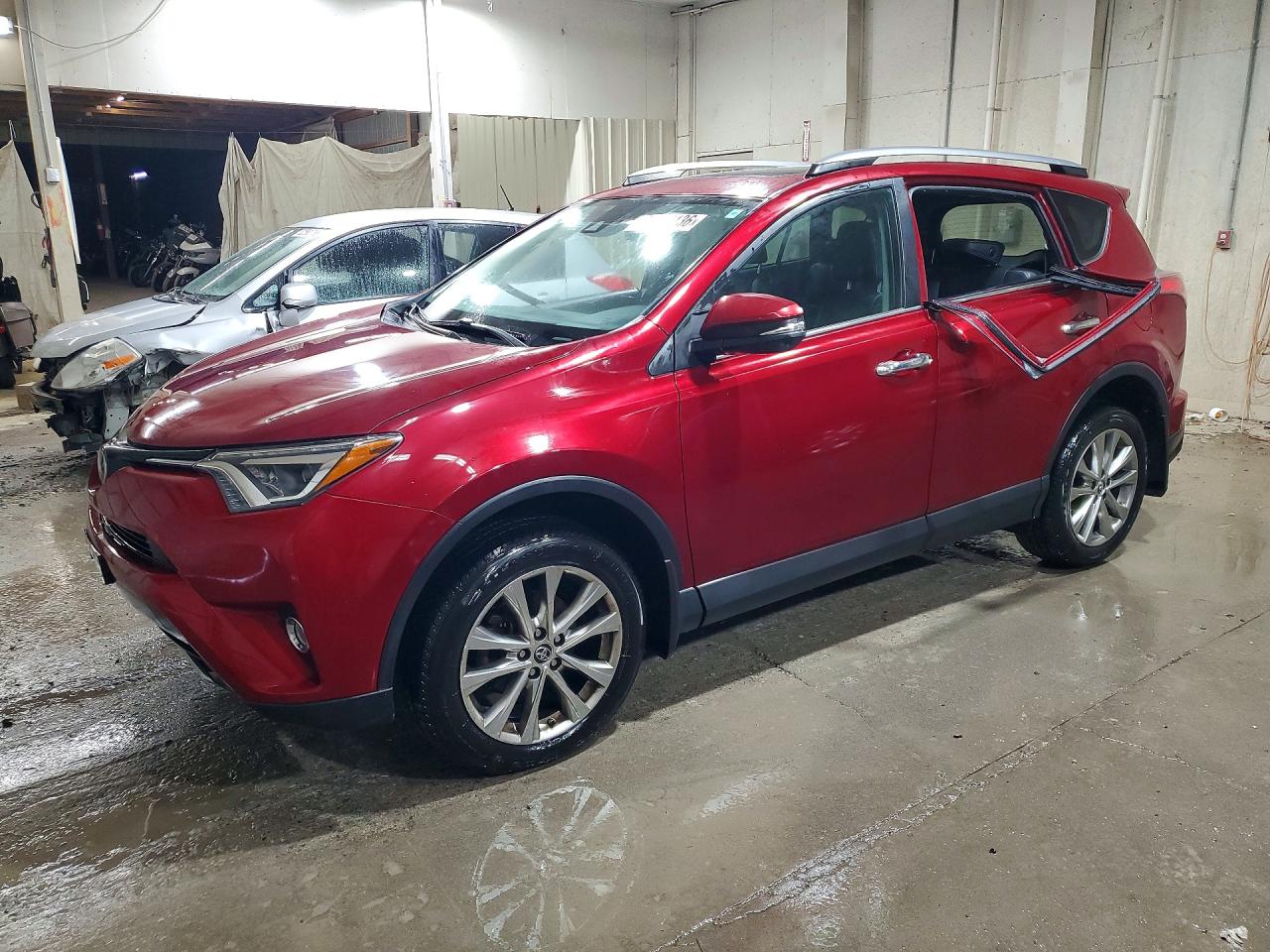 Salvage Toyota RAV4 Image