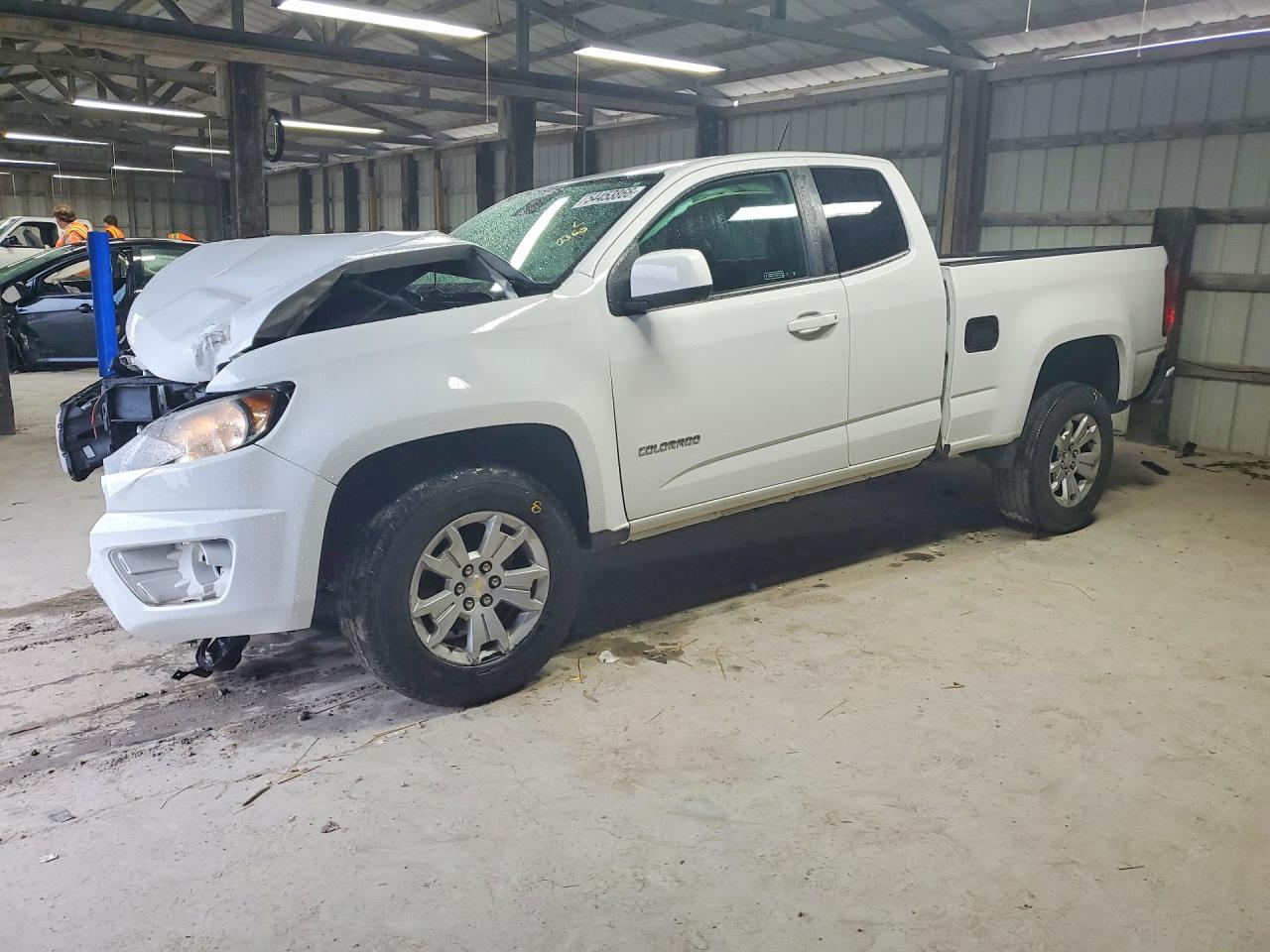 Salvage Chevrolet Colorado Image