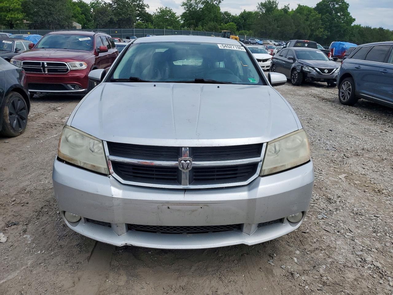Dodge Avenger R R