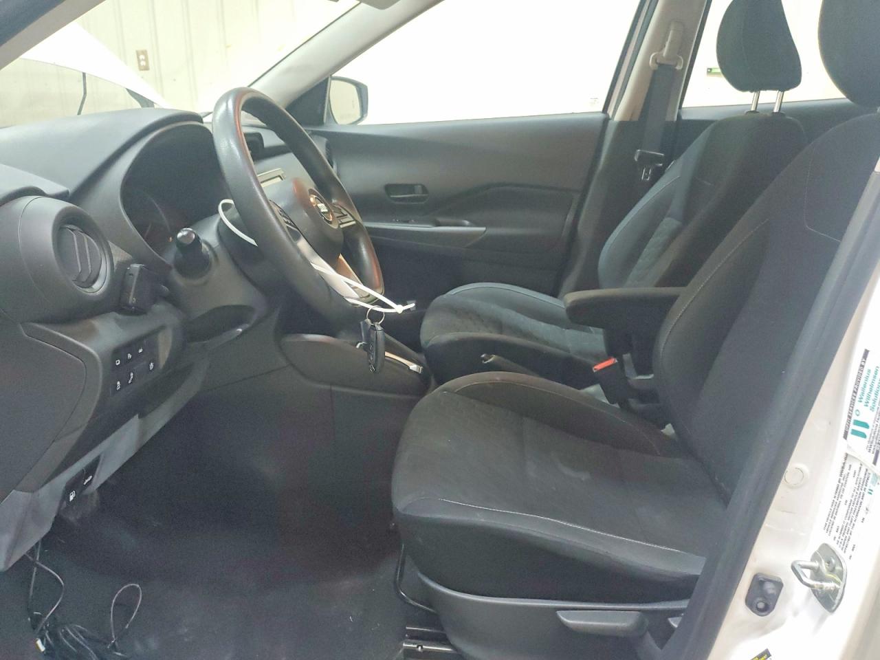 Nissan Kicks S