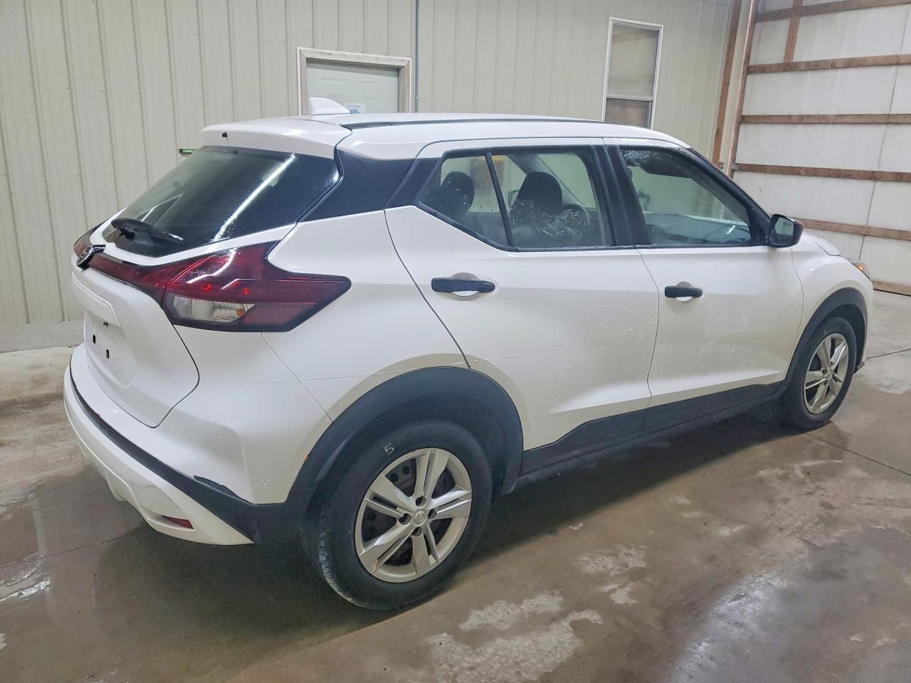 Nissan Kicks S