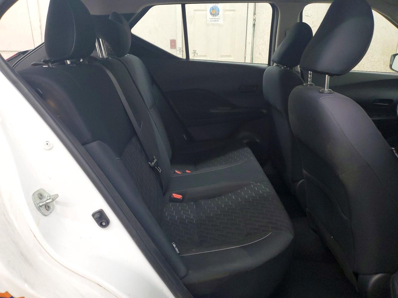 Nissan Kicks S