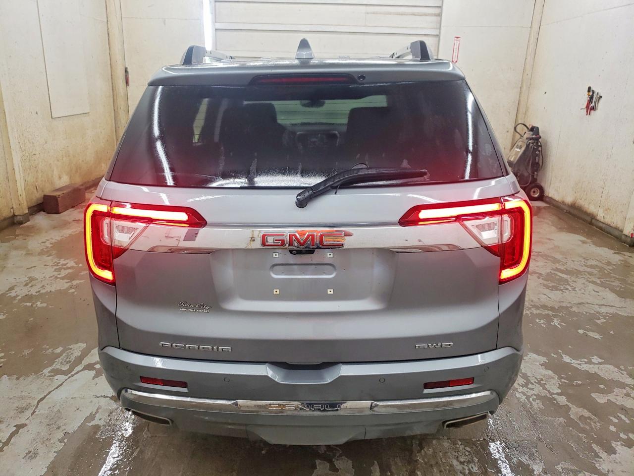 GMC Acadia Denali